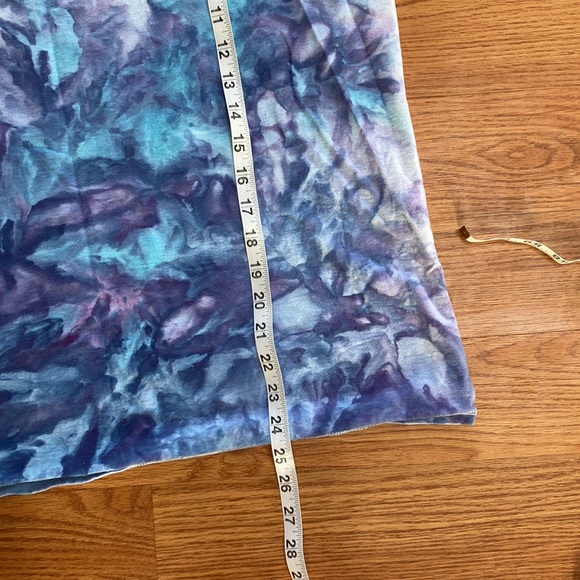 Groovy ice dyed tank tee - Picture 8 of 10
